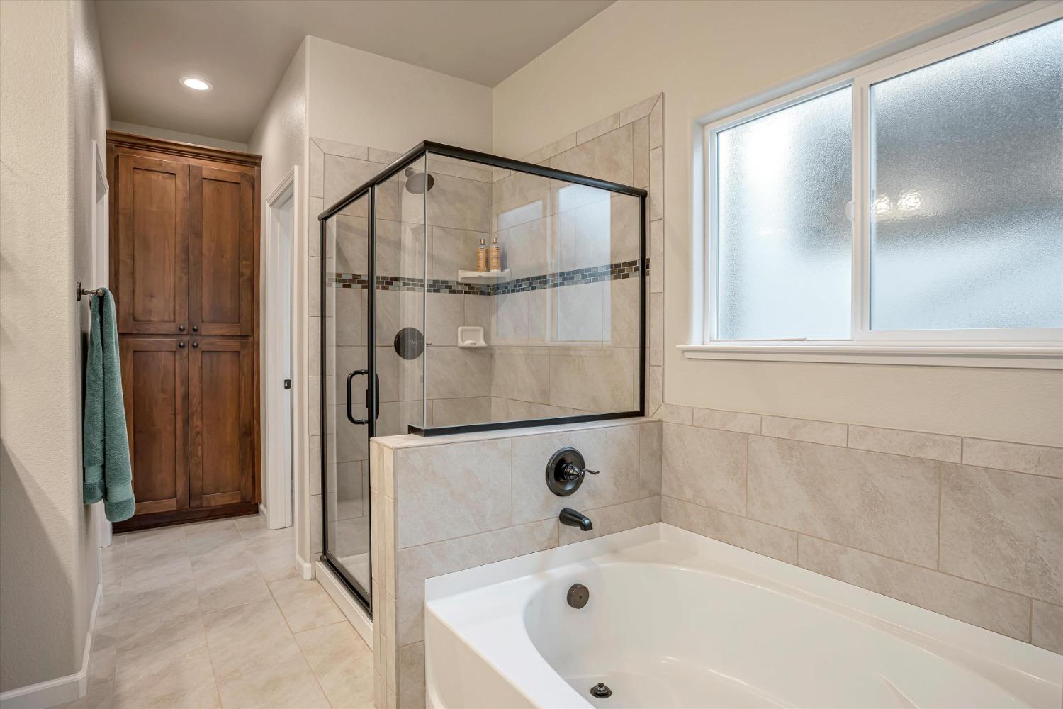 Detail Gallery Image 27 of 42 For 1434 St Andrews Ln, Ione,  CA 95640 - 3 Beds | 2 Baths