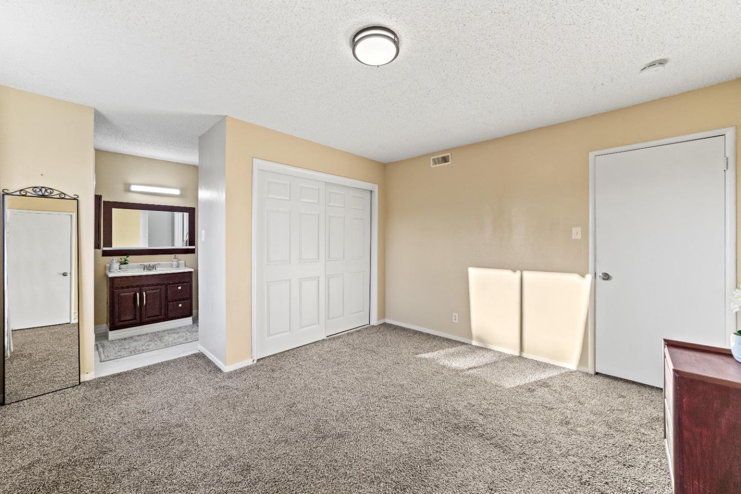 Detail Gallery Image 14 of 24 For 4467 Dorset St, Stockton,  CA 95207 - 2 Beds | 2/1 Baths
