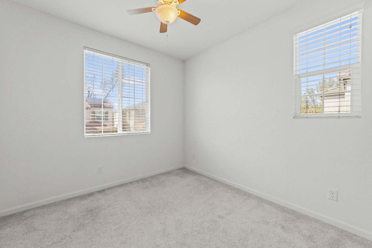 Detail Gallery Image 19 of 35 For 106 Bradley Ct, Folsom,  CA 95630 - 4 Beds | 2/1 Baths