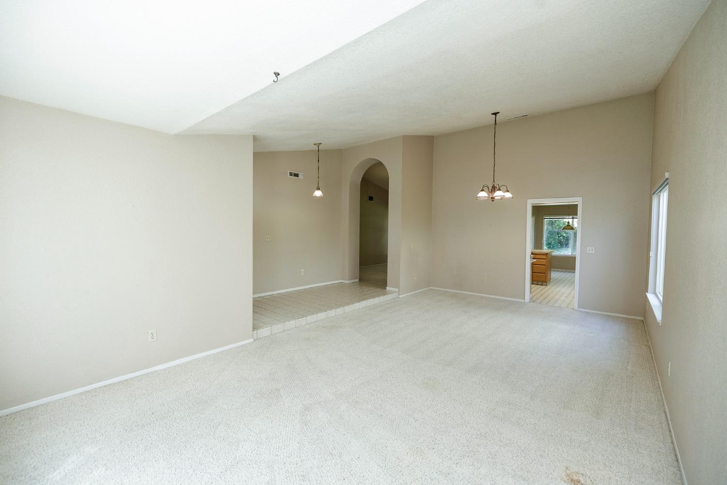 Detail Gallery Image 6 of 36 For 4041 St Joseph Pl, Turlock,  CA 95382 - 3 Beds | 2 Baths
