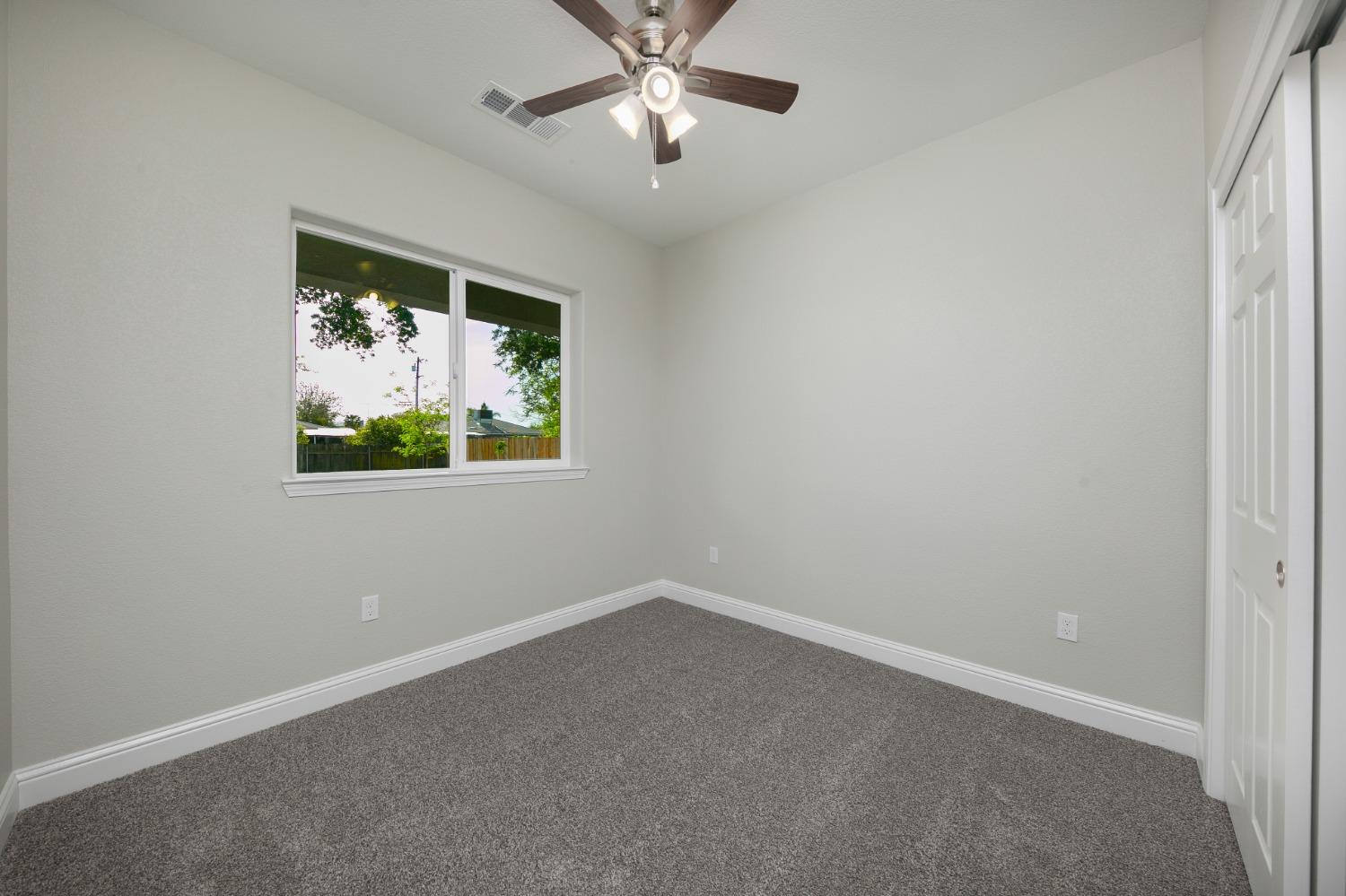 Detail Gallery Image 21 of 31 For 141 N Olive Ave, Stockton,  CA 95215 - 4 Beds | 2 Baths