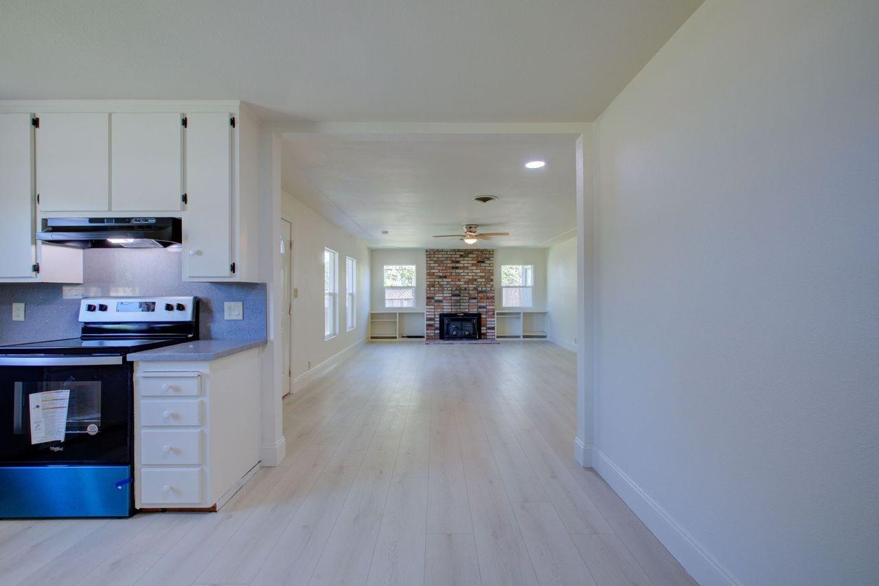 Detail Gallery Image 9 of 31 For 3224 Golf Rd, Turlock,  CA 95380 - 3 Beds | 2 Baths