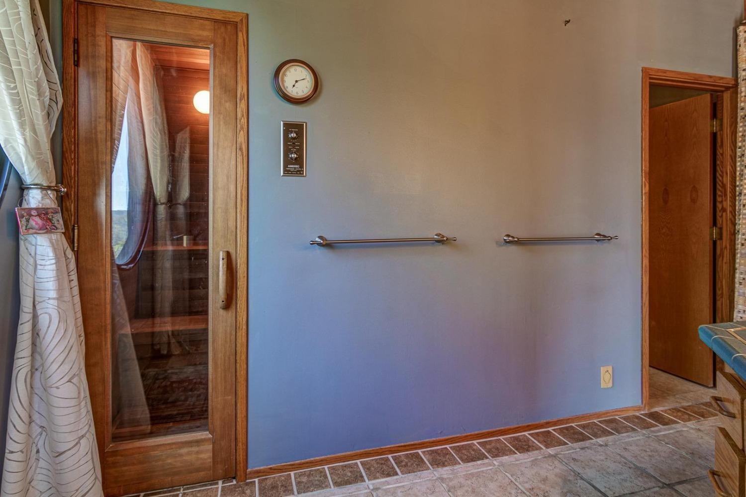 Detail Gallery Image 33 of 99 For 693 Oakhaven Rd, Auburn,  CA 95603 - 4 Beds | 3/1 Baths