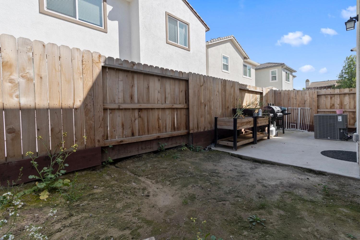 Detail Gallery Image 31 of 31 For 3922 Bethpage St, Turlock,  CA 95382 - 4 Beds | 2/1 Baths