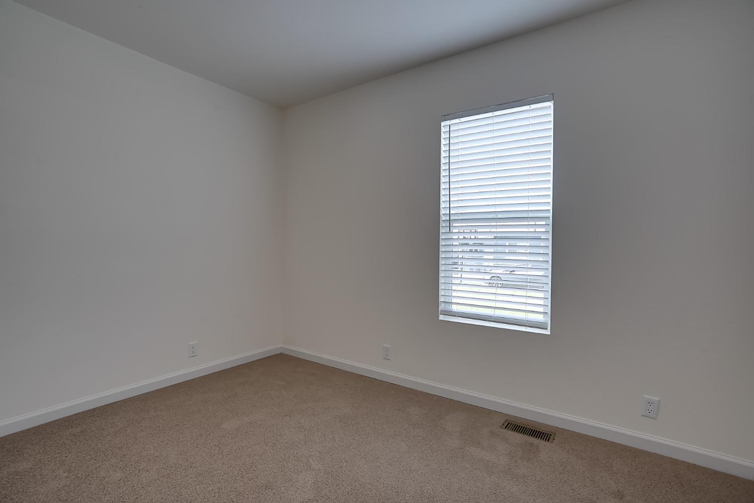 Detail Gallery Image 8 of 24 For 1412 S 1st St 21, Turlock,  CA 95380 - 2 Beds | 1 Baths
