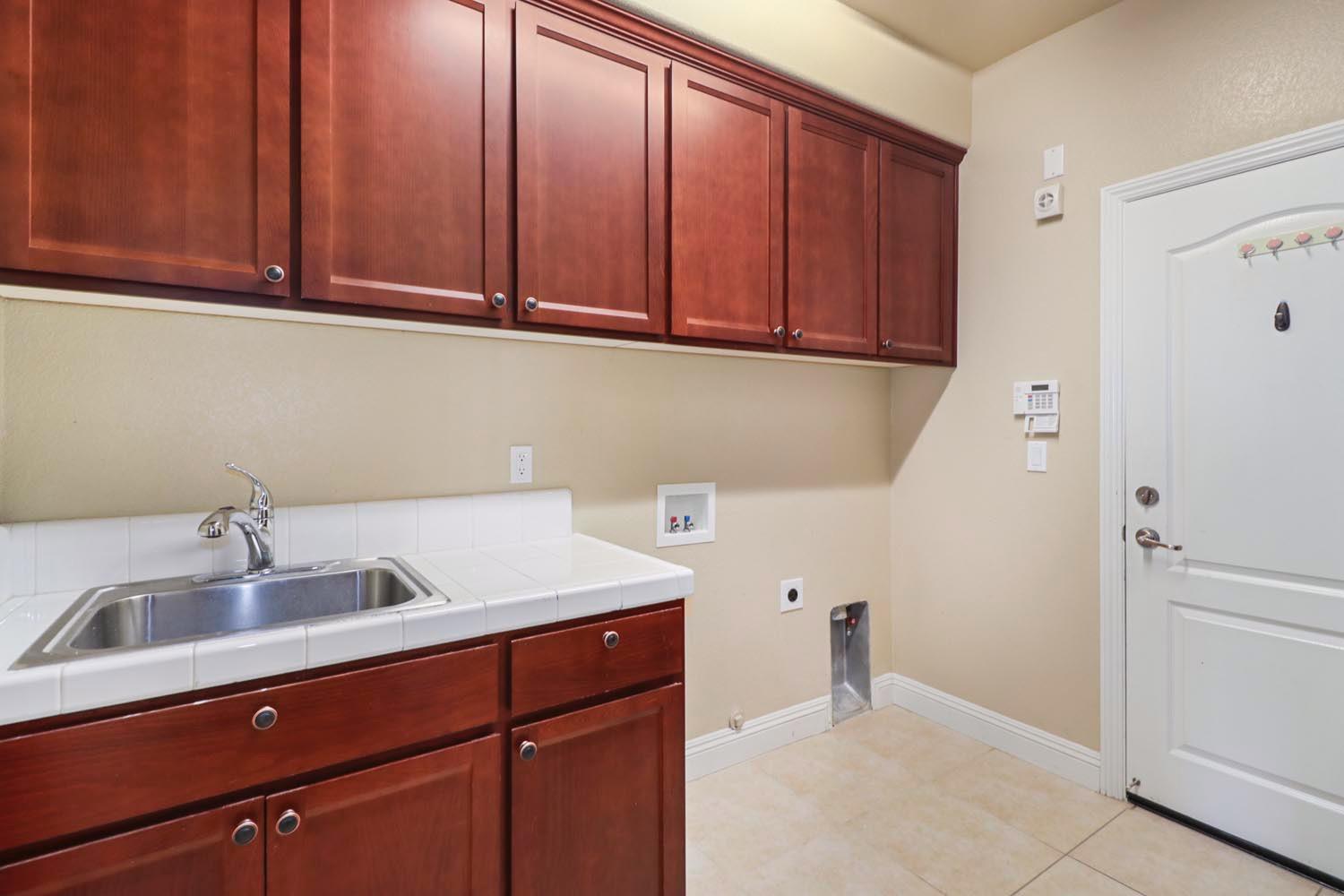 Detail Gallery Image 41 of 48 For 851 Spotted Pony Ln, Rocklin,  CA 95765 - 4 Beds | 3/1 Baths