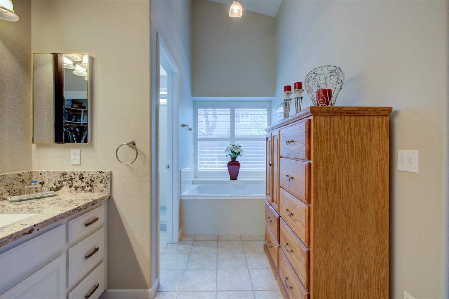 Detail Gallery Image 20 of 35 For 7432 Bramble Ln, Hughson,  CA 95326 - 3 Beds | 2 Baths
