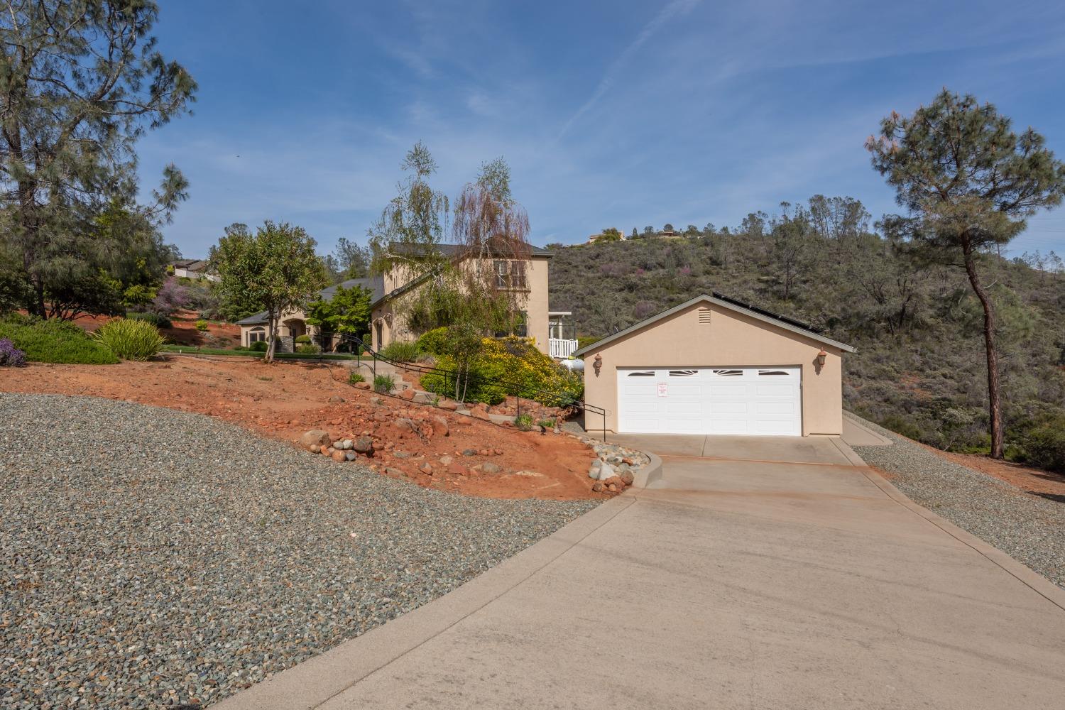 Detail Gallery Image 3 of 44 For 4410 Fremonts Loop, Rescue,  CA 95672 - 4 Beds | 3/1 Baths