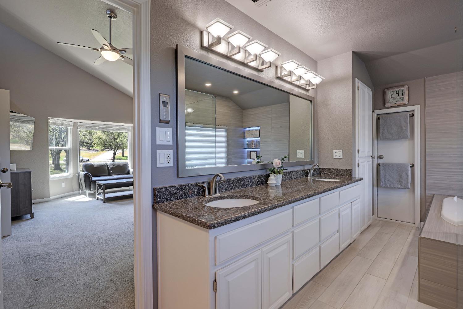 Detail Gallery Image 31 of 89 For 13875 Moss Rock Dr, Auburn,  CA 95602 - 5 Beds | 4/1 Baths