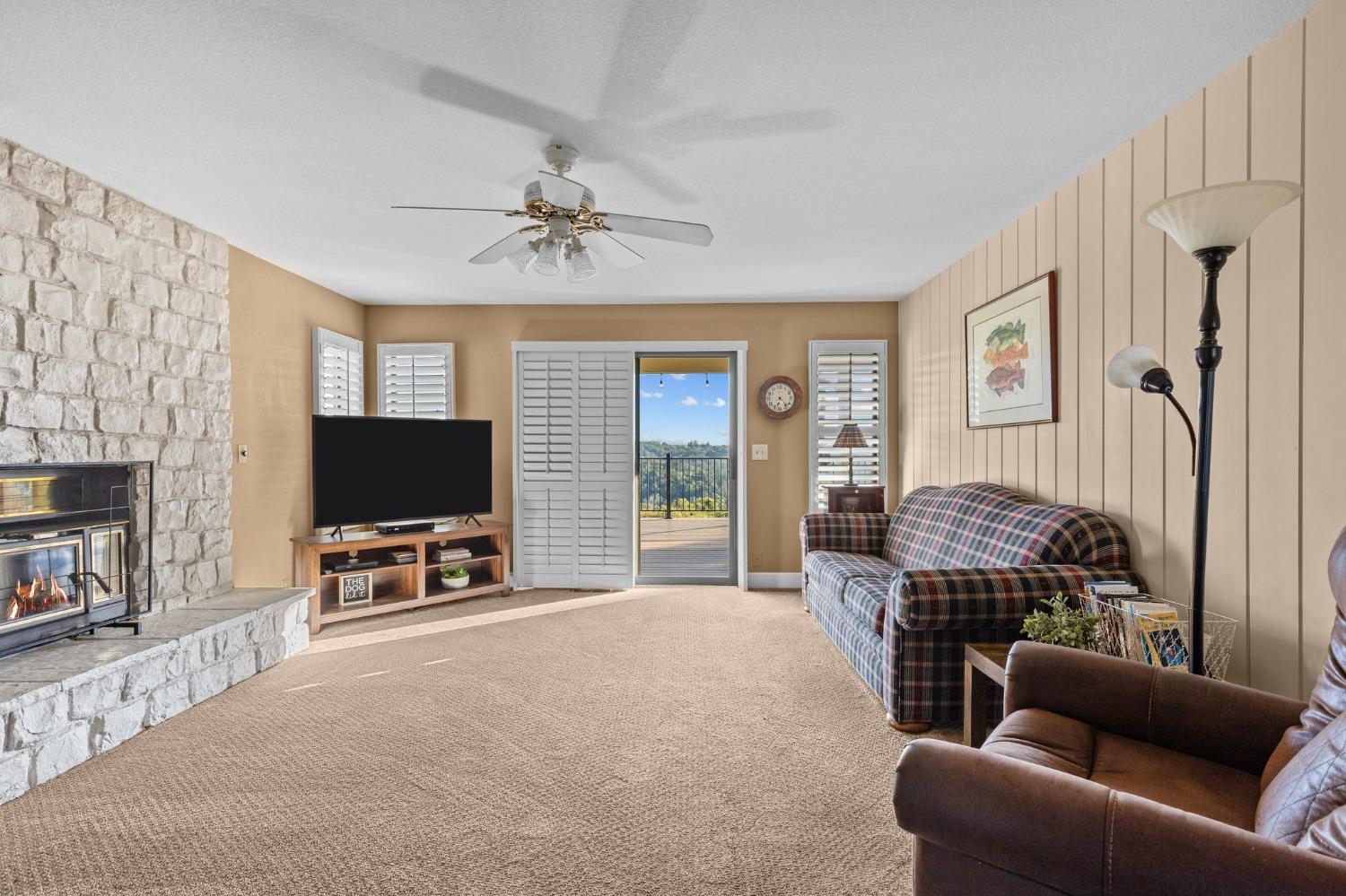Detail Gallery Image 16 of 49 For 229 Ridgecrest Ct, Sutter Creek,  CA 95685 - 3 Beds | 2/1 Baths