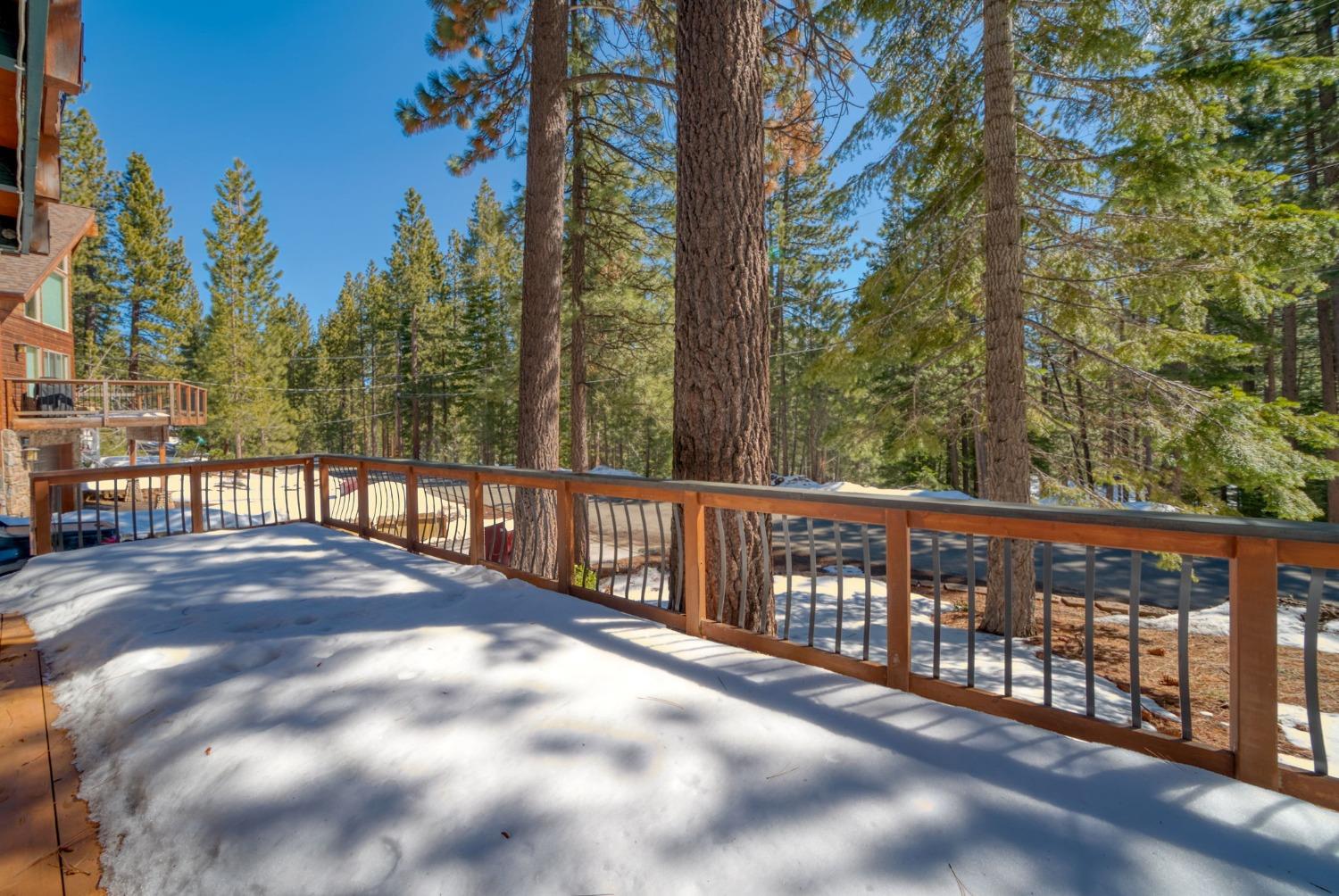 Detail Gallery Image 48 of 51 For 1900 Minniconjou Dr, South Lake Tahoe,  CA 96150 - 3 Beds | 2 Baths
