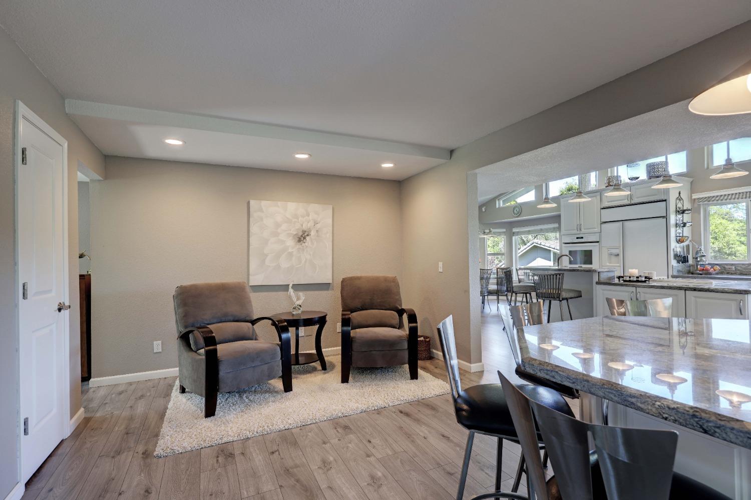 Detail Gallery Image 17 of 89 For 13875 Moss Rock Dr, Auburn,  CA 95602 - 5 Beds | 4/1 Baths
