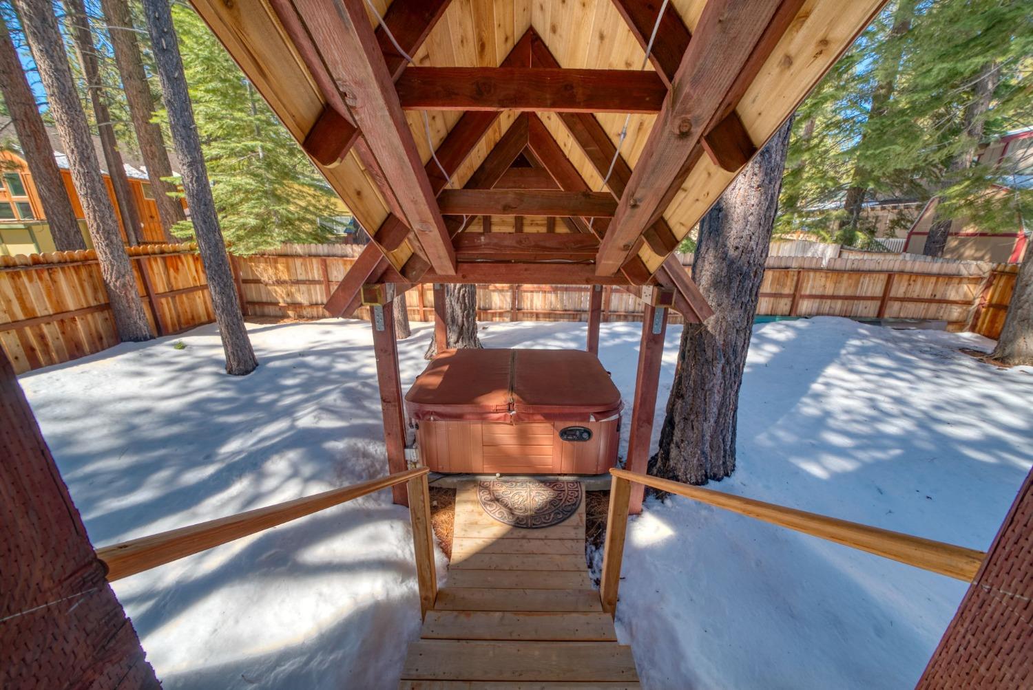 Detail Gallery Image 50 of 51 For 1900 Minniconjou Dr, South Lake Tahoe,  CA 96150 - 3 Beds | 2 Baths