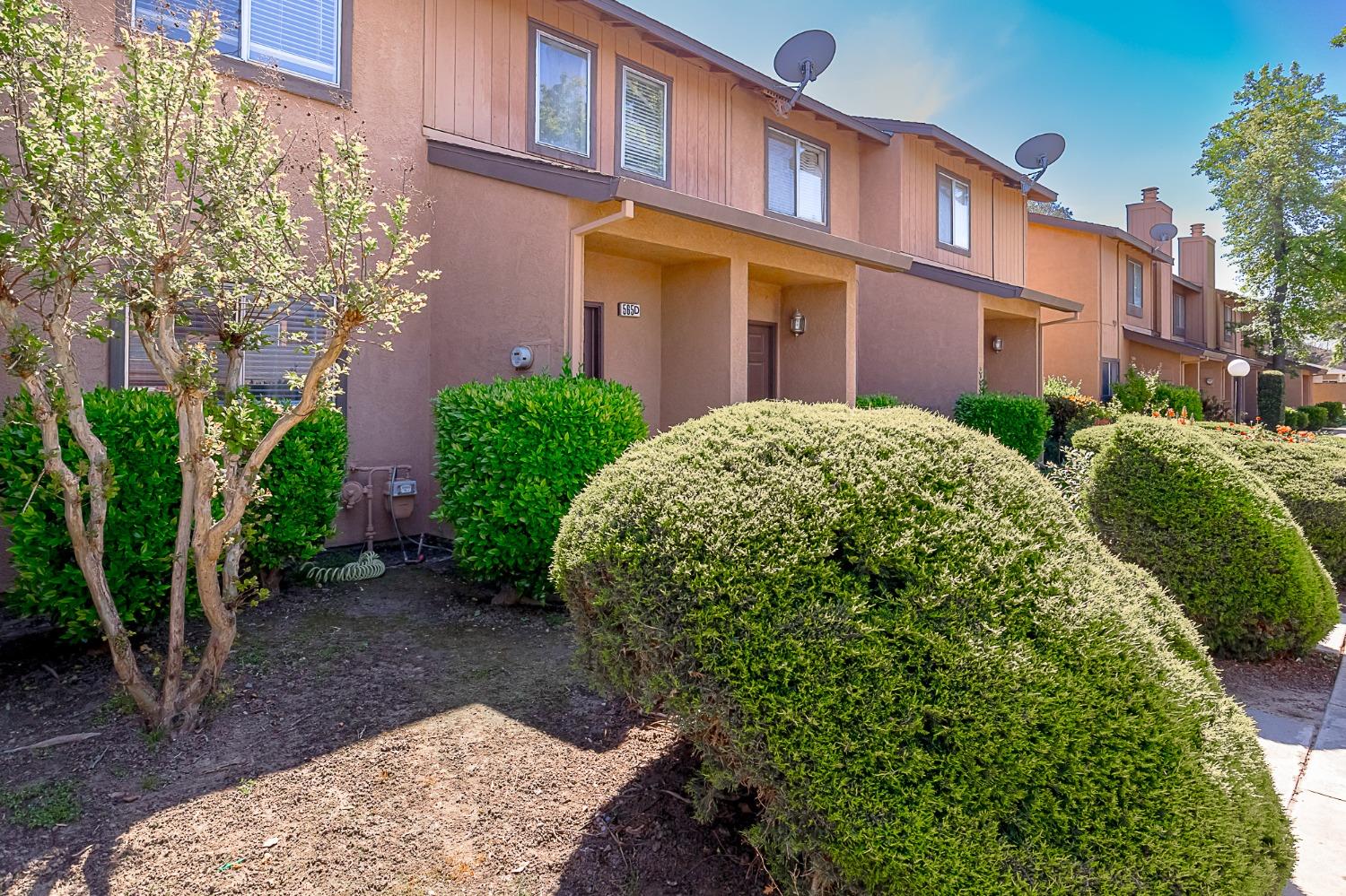Detail Gallery Image 3 of 25 For 565 Lincoln Ave #D,  Modesto,  CA 95354 - 2 Beds | 1/1 Baths