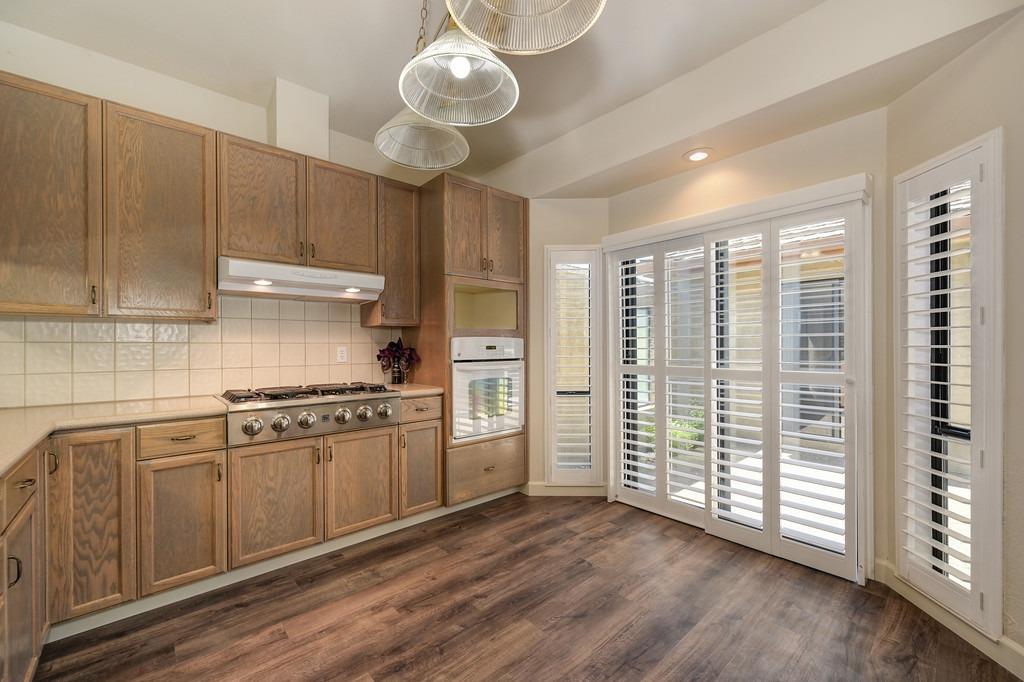 Detail Gallery Image 18 of 33 For 2367 Hyde Park Cir, Lodi,  CA 95242 - 2 Beds | 2 Baths