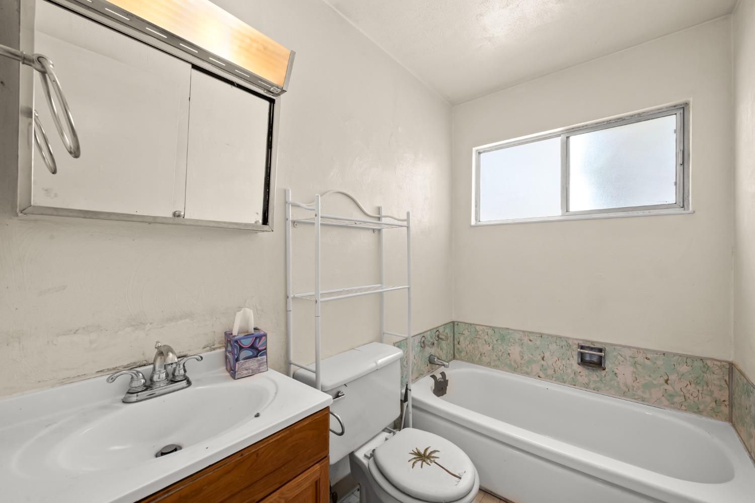 Detail Gallery Image 20 of 34 For 8286 Central Ave, Orangevale,  CA 95662 - 3 Beds | 2 Baths