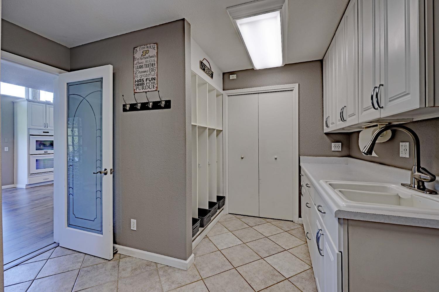 Detail Gallery Image 21 of 89 For 13875 Moss Rock Dr, Auburn,  CA 95602 - 5 Beds | 4/1 Baths
