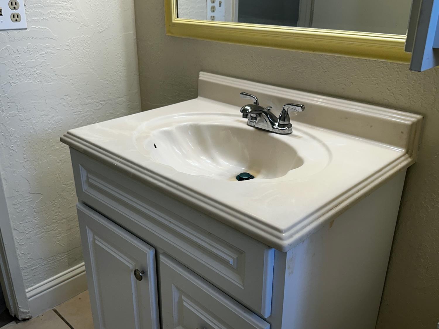 Detail Gallery Image 26 of 42 For 1309 Steele Ave, Modesto,  CA 95351 - 3 Beds | 2 Baths