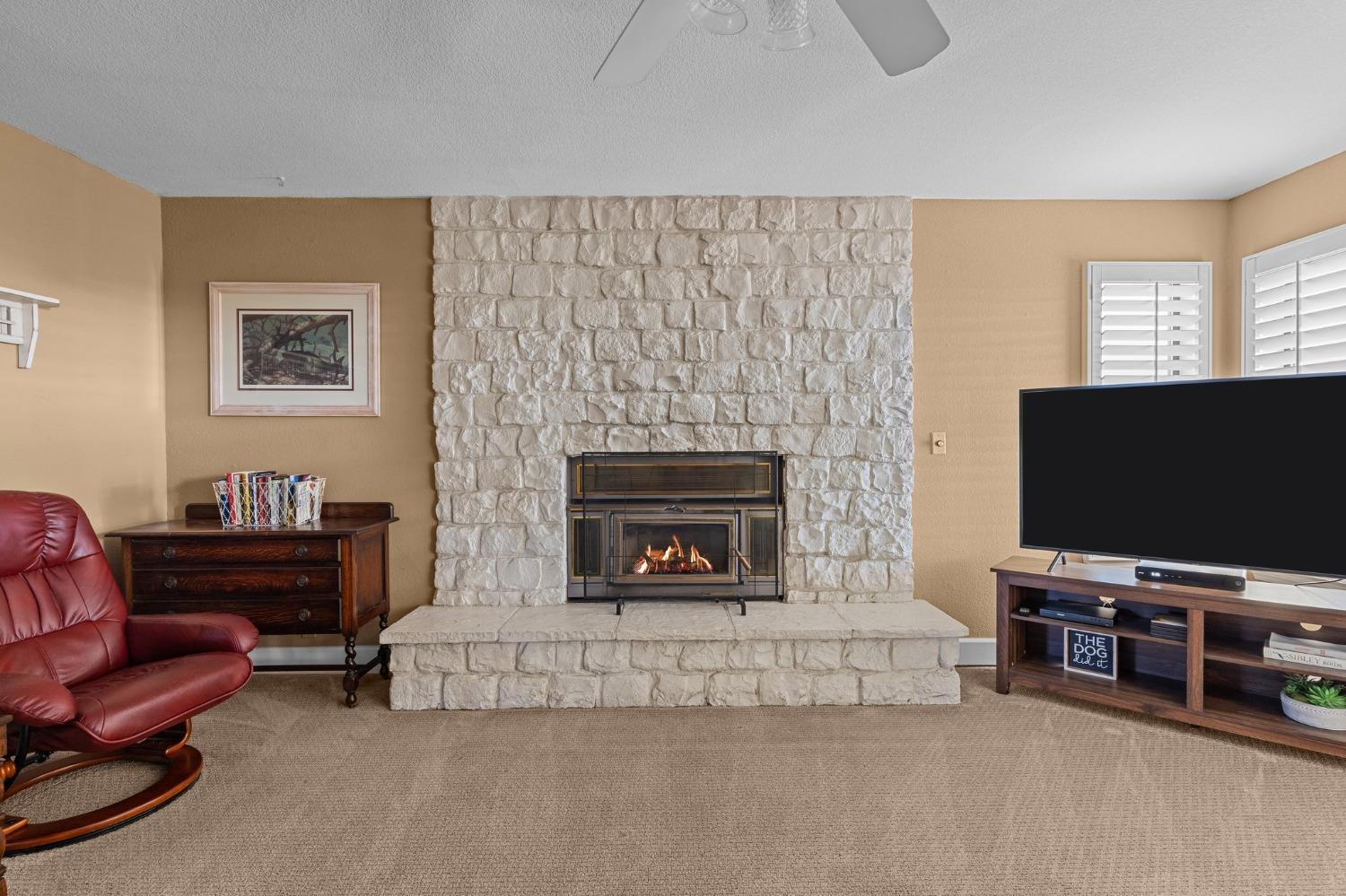 Detail Gallery Image 18 of 49 For 229 Ridgecrest Ct, Sutter Creek,  CA 95685 - 3 Beds | 2/1 Baths