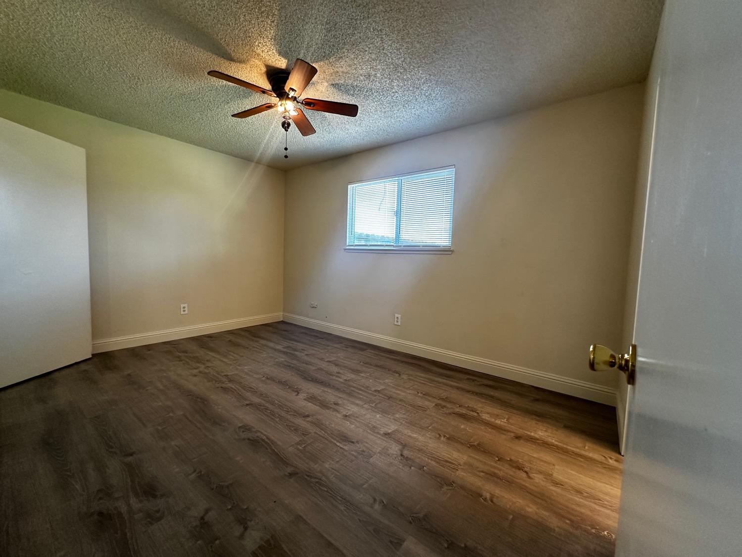Detail Gallery Image 27 of 42 For 1309 Steele Ave, Modesto,  CA 95351 - 3 Beds | 2 Baths