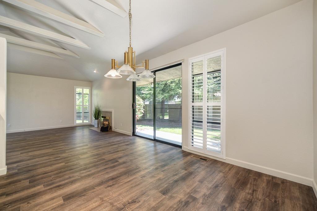 Detail Gallery Image 16 of 33 For 2367 Hyde Park Cir, Lodi,  CA 95242 - 2 Beds | 2 Baths