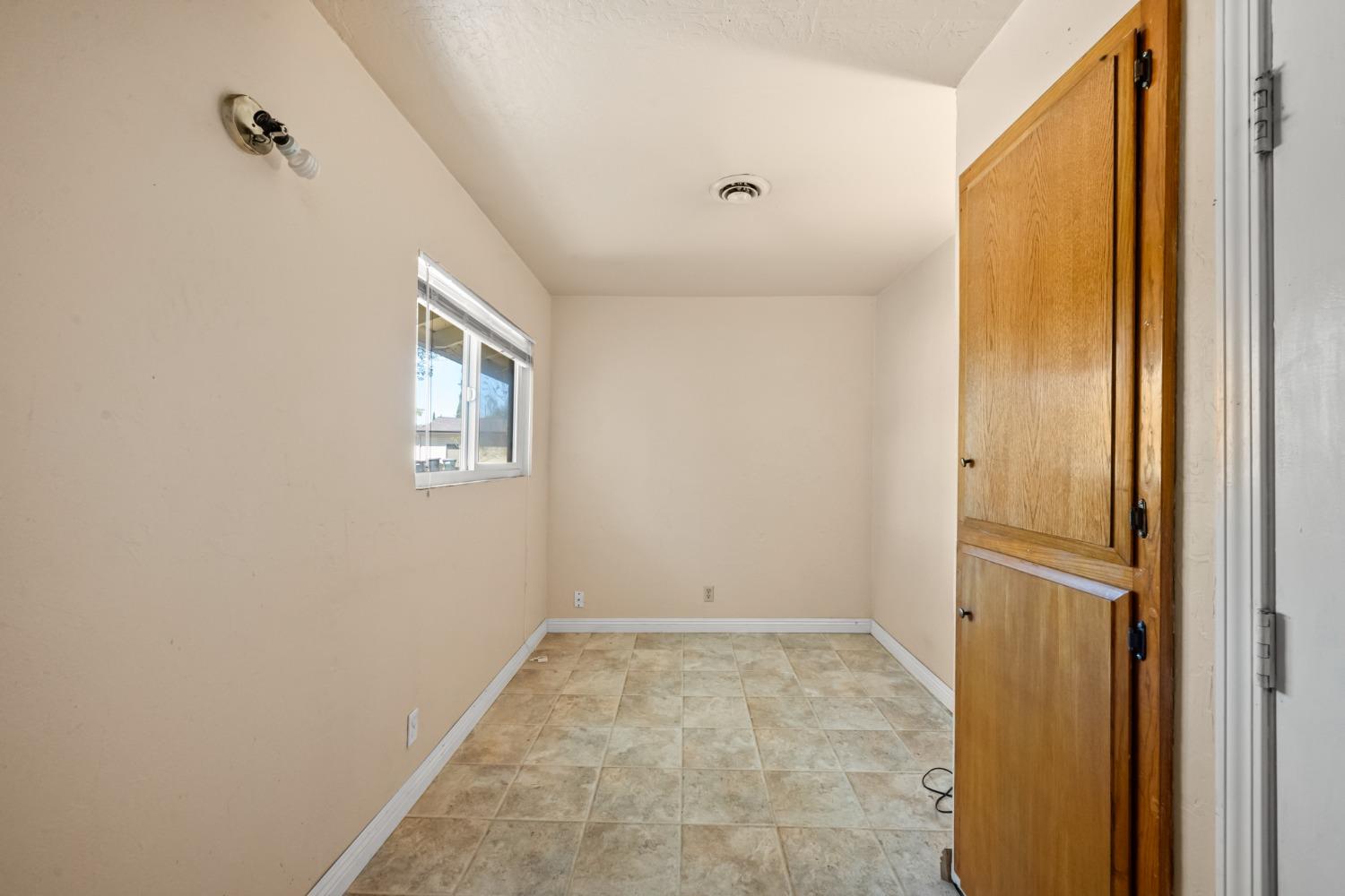 Detail Gallery Image 15 of 34 For 8286 Central Ave, Orangevale,  CA 95662 - 3 Beds | 2 Baths