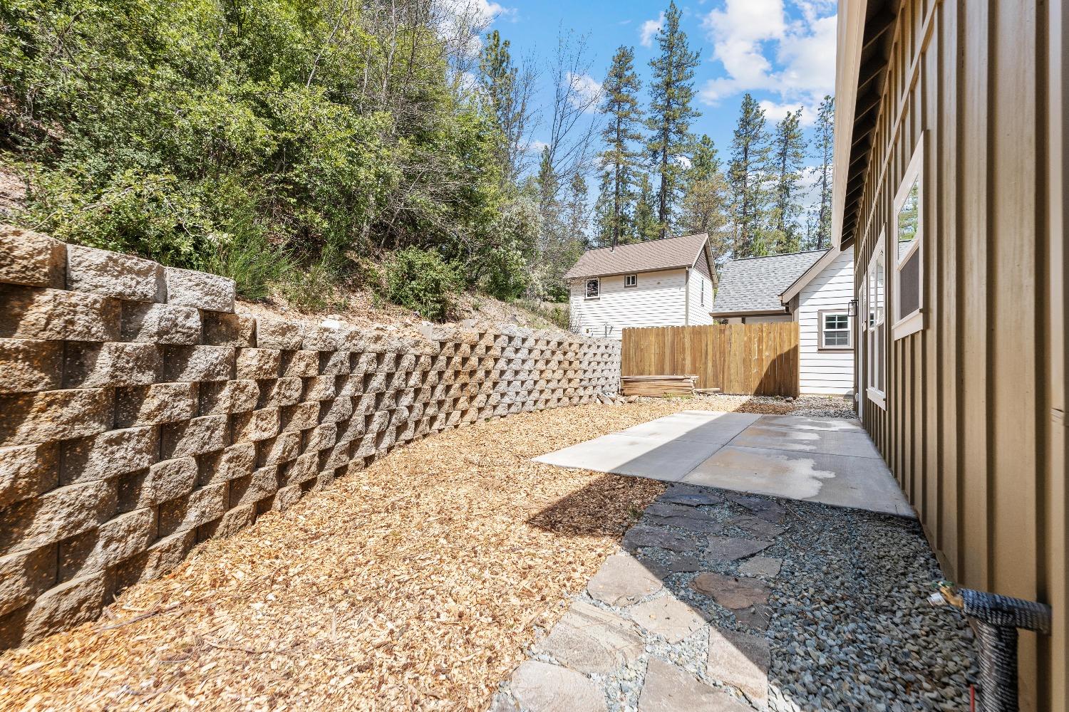 Detail Gallery Image 28 of 42 For 210 Pello Ln, Nevada City,  CA 95959 - 3 Beds | 2/1 Baths