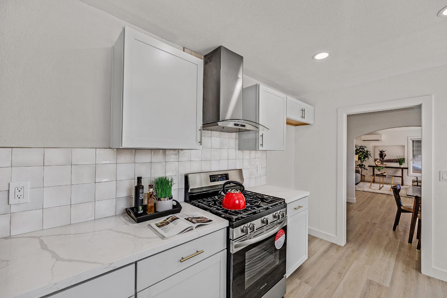 Detail Gallery Image 16 of 33 For 166 S 22nd St, Richmond,  CA 94804 - 2 Beds | 1 Baths