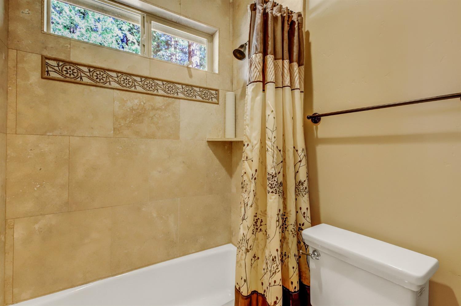 Detail Gallery Image 39 of 96 For 10385 Indian Trl, Nevada City,  CA 95959 - 3 Beds | 2/1 Baths