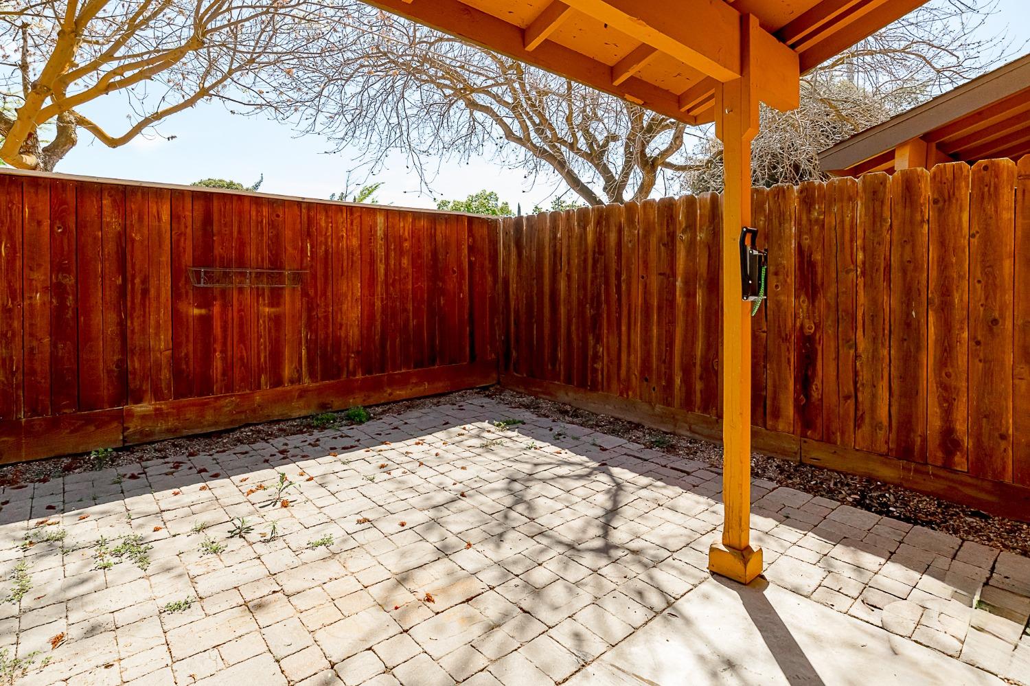 Detail Gallery Image 22 of 25 For 565 Lincoln Ave #D,  Modesto,  CA 95354 - 2 Beds | 1/1 Baths