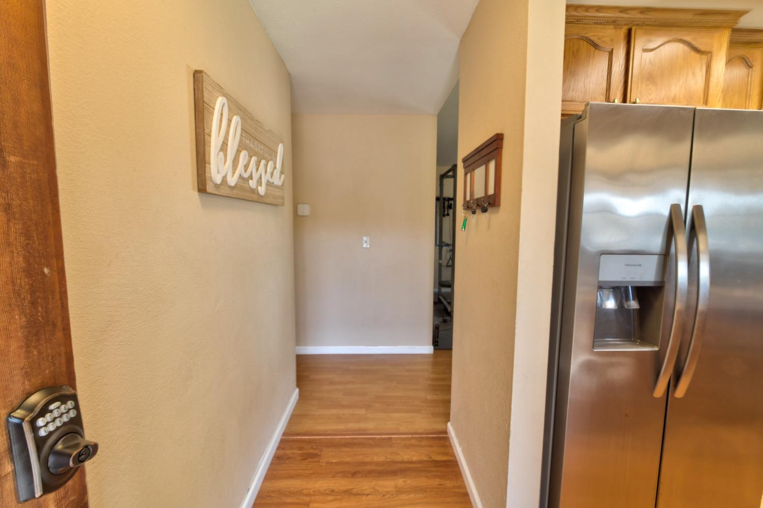 Detail Gallery Image 7 of 40 For 3325 Nightingale Dr, Modesto,  CA 95356 - 3 Beds | 2 Baths