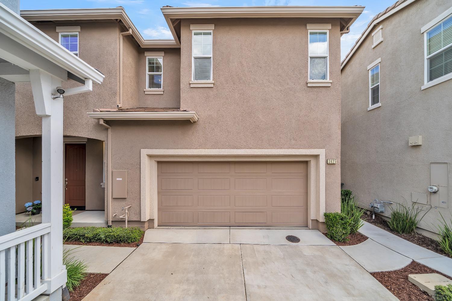 Detail Gallery Image 1 of 38 For 3825 Lookout Dr, Modesto,  CA 95355 - 3 Beds | 2/1 Baths