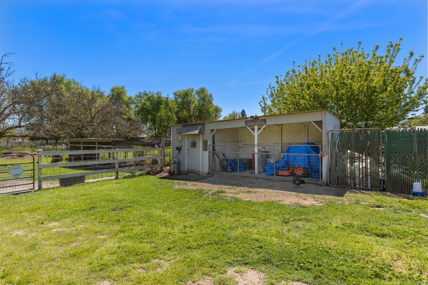 Larkin Road, Biggs, California image 29