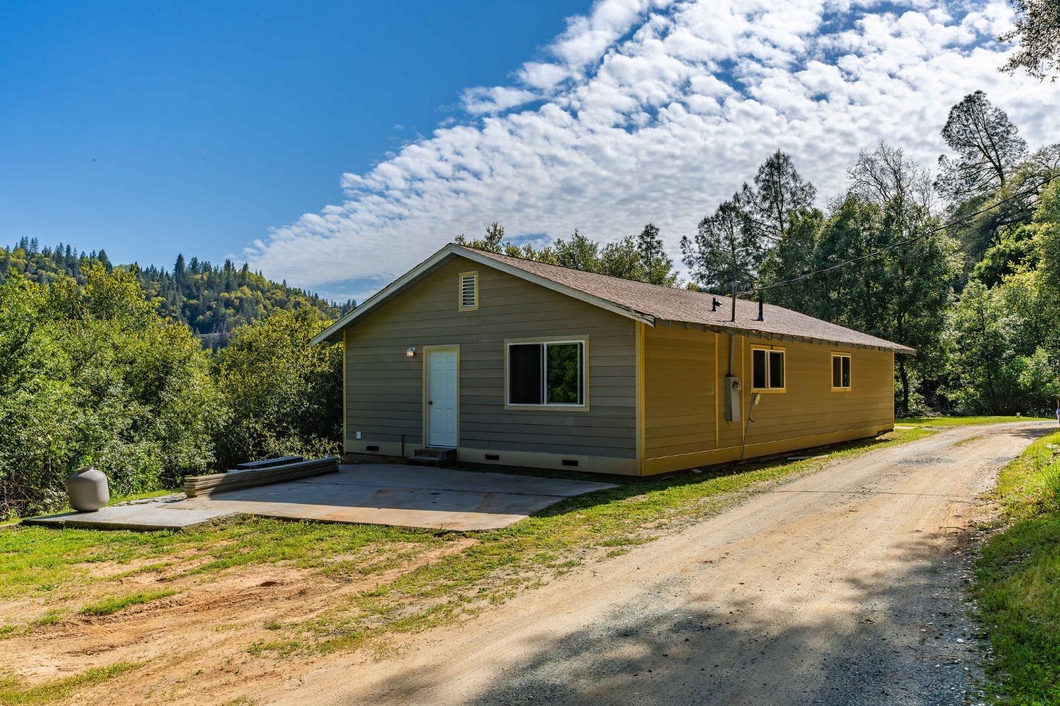 Photo of 25701 Red Corral Rd in Pioneer, CA