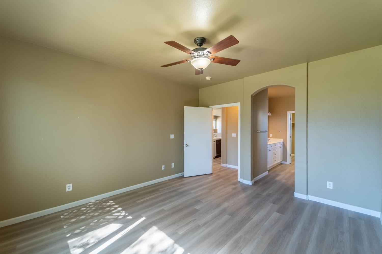 Detail Gallery Image 23 of 30 For 1535 Irvin Ct, Oakdale,  CA 95361 - 3 Beds | 2 Baths