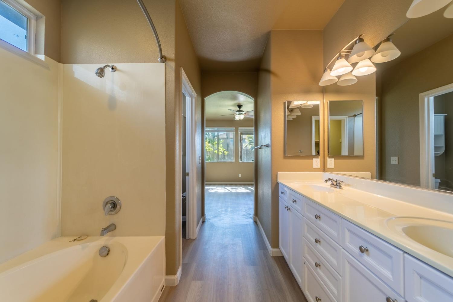 Detail Gallery Image 26 of 30 For 1535 Irvin Ct, Oakdale,  CA 95361 - 3 Beds | 2 Baths