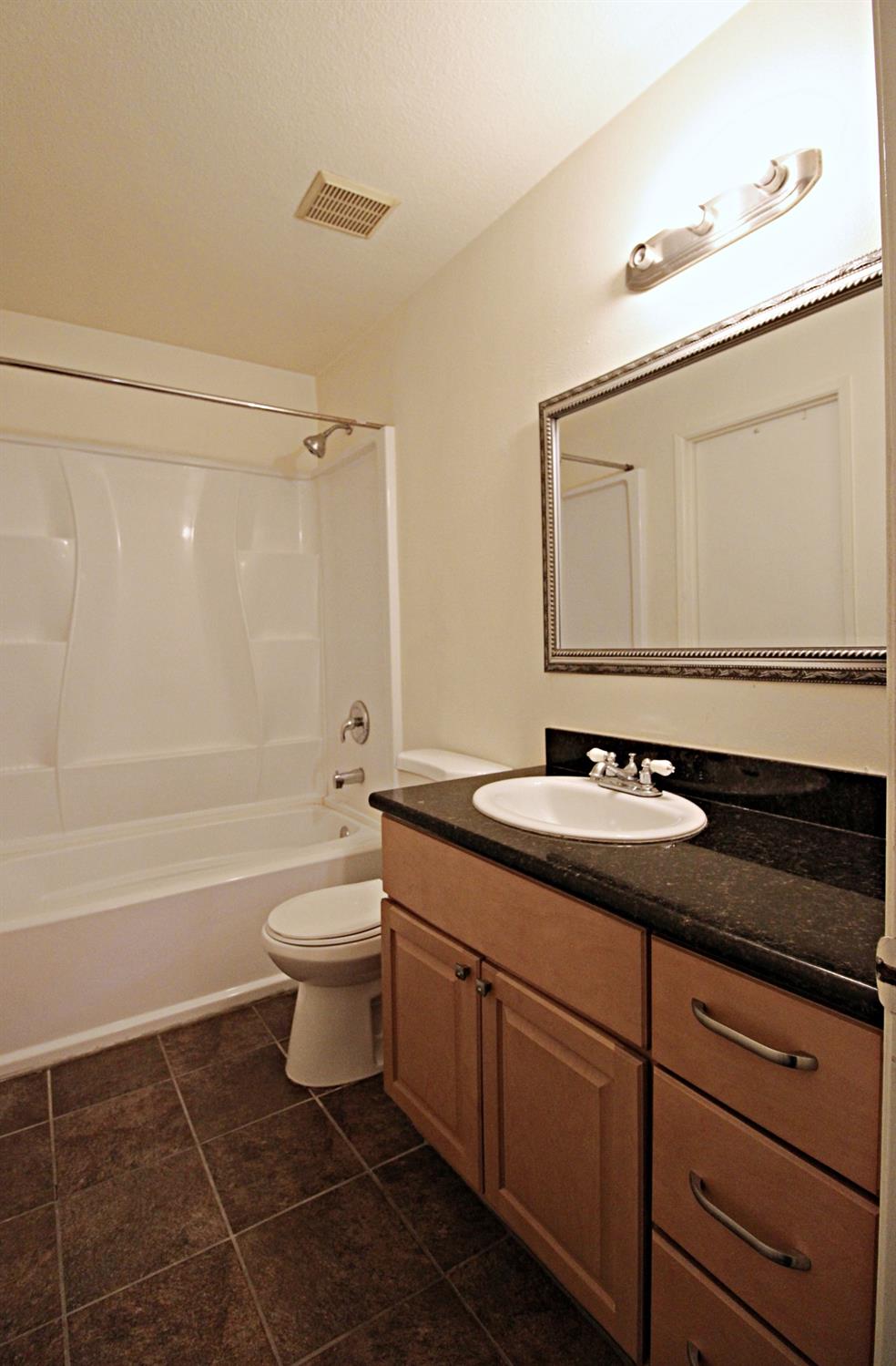 Detail Gallery Image 29 of 36 For 8208 Center Pkwy #17,  Sacramento,  CA 95823 - 2 Beds | 1/1 Baths