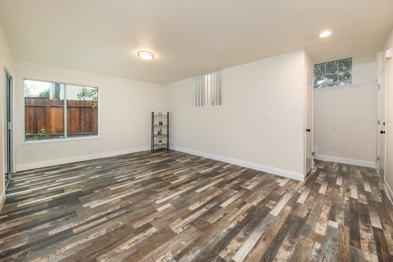Detail Gallery Image 21 of 38 For 3518 Pottery Ct, Stockton,  CA 95206 - 4 Beds | 2/1 Baths