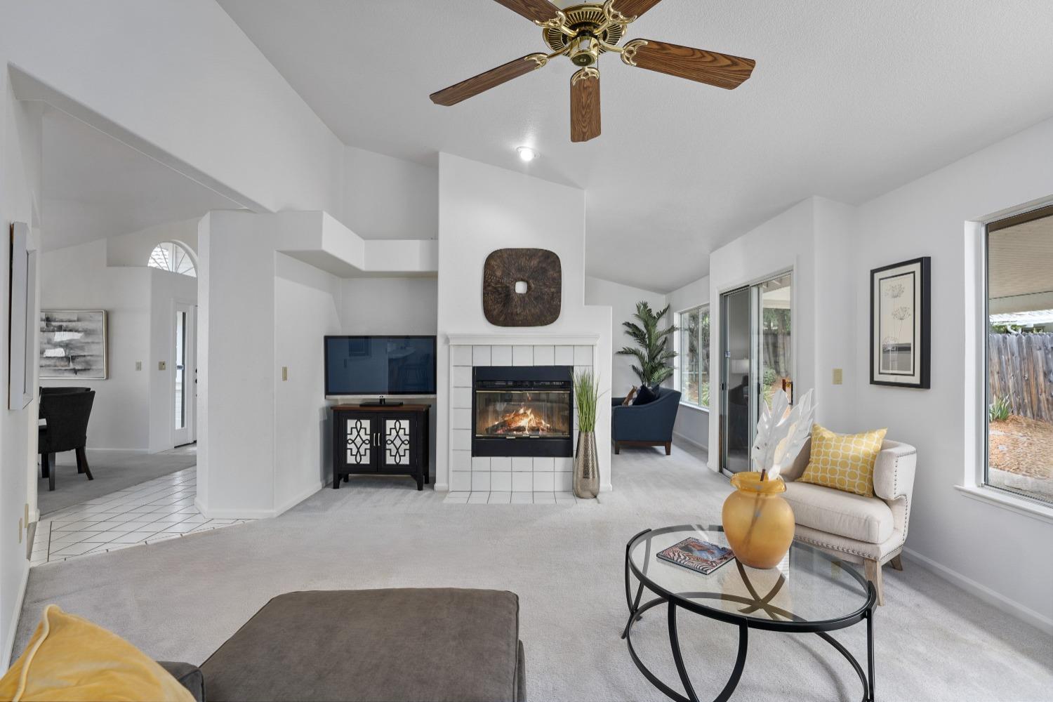 Detail Gallery Image 21 of 79 For 5606 Montclair Cir, Rocklin,  CA 95677 - 3 Beds | 2 Baths