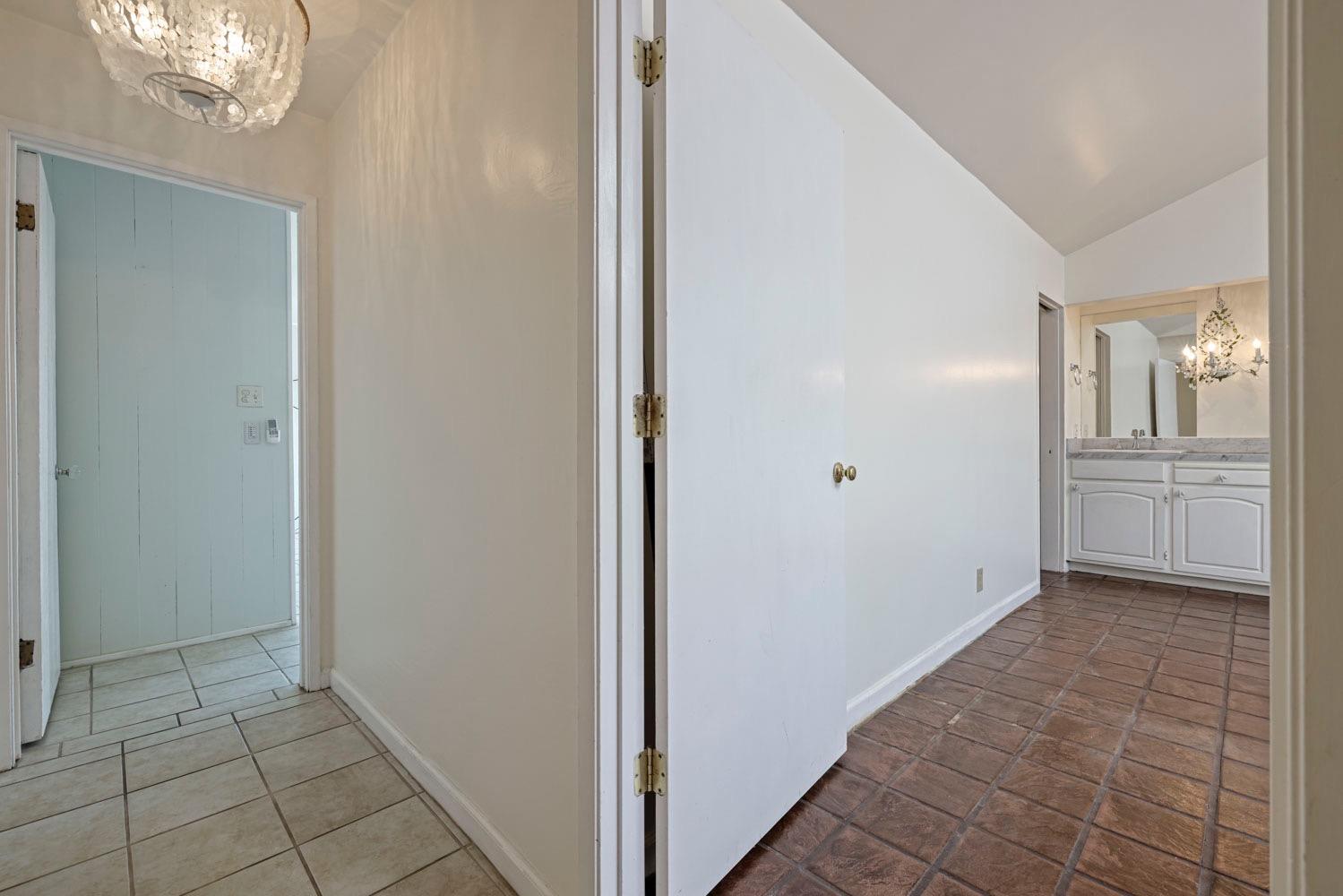 Detail Gallery Image 24 of 37 For 3784 W Benjamin Holt Dr #109,  Stockton,  CA 95219 - 2 Beds | 2/1 Baths