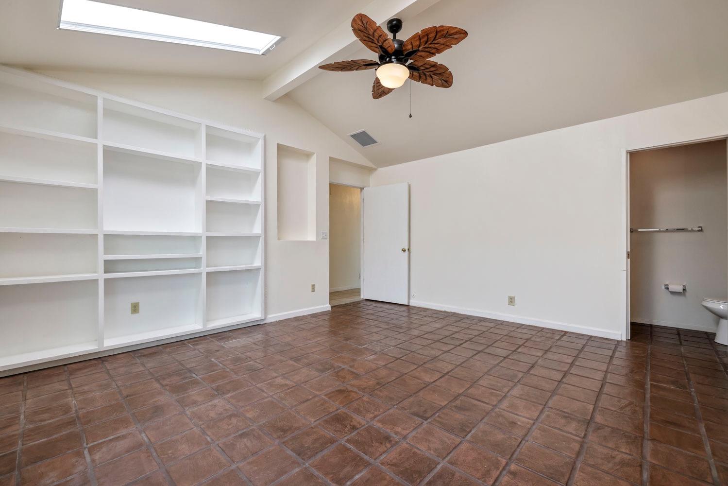 Detail Gallery Image 21 of 37 For 3784 W Benjamin Holt Dr #109,  Stockton,  CA 95219 - 2 Beds | 2/1 Baths