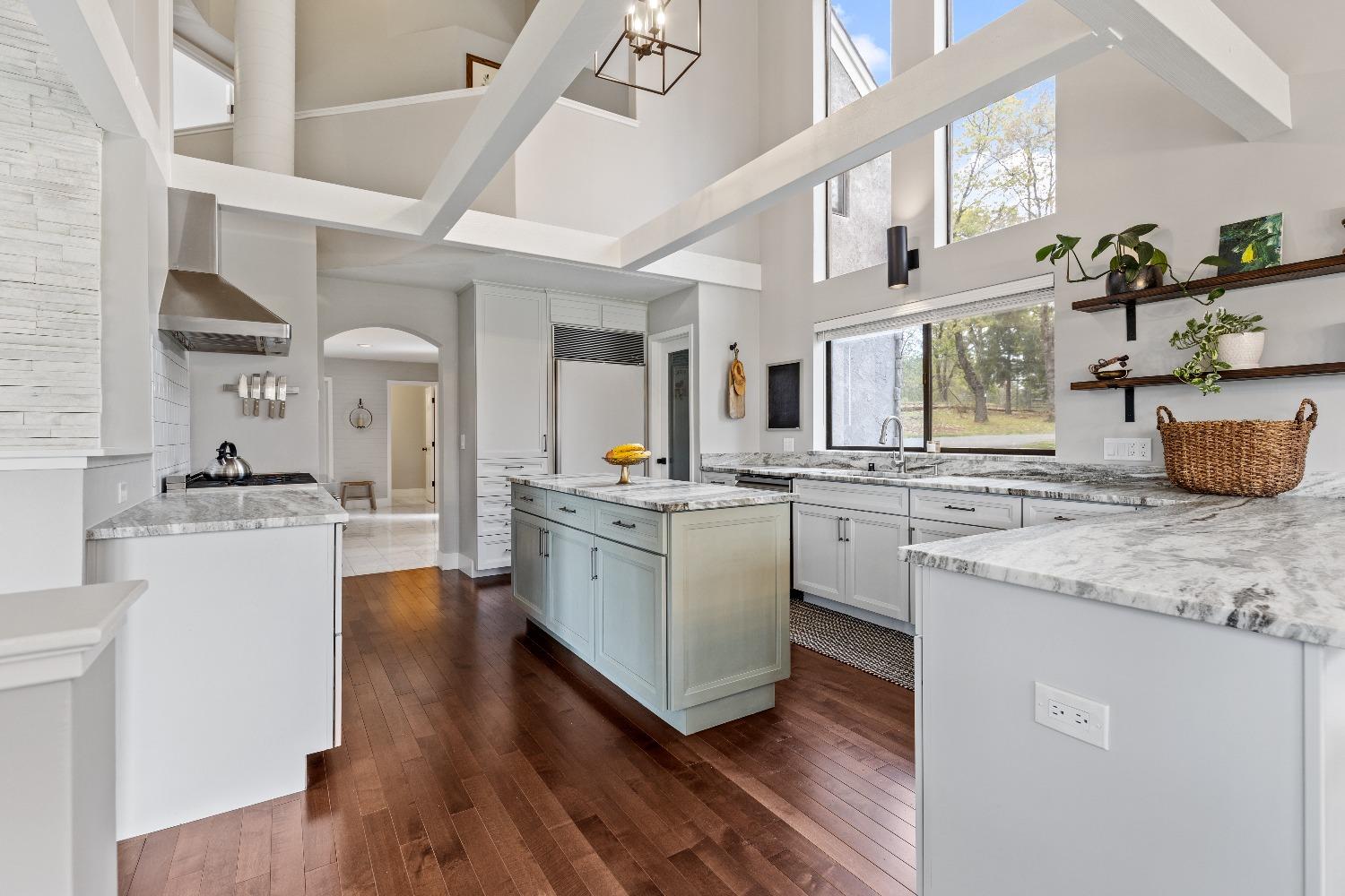 Detail Gallery Image 14 of 75 For 20210 Rim Rock Ct, Foresthill,  CA 95631 - 3 Beds | 2/1 Baths