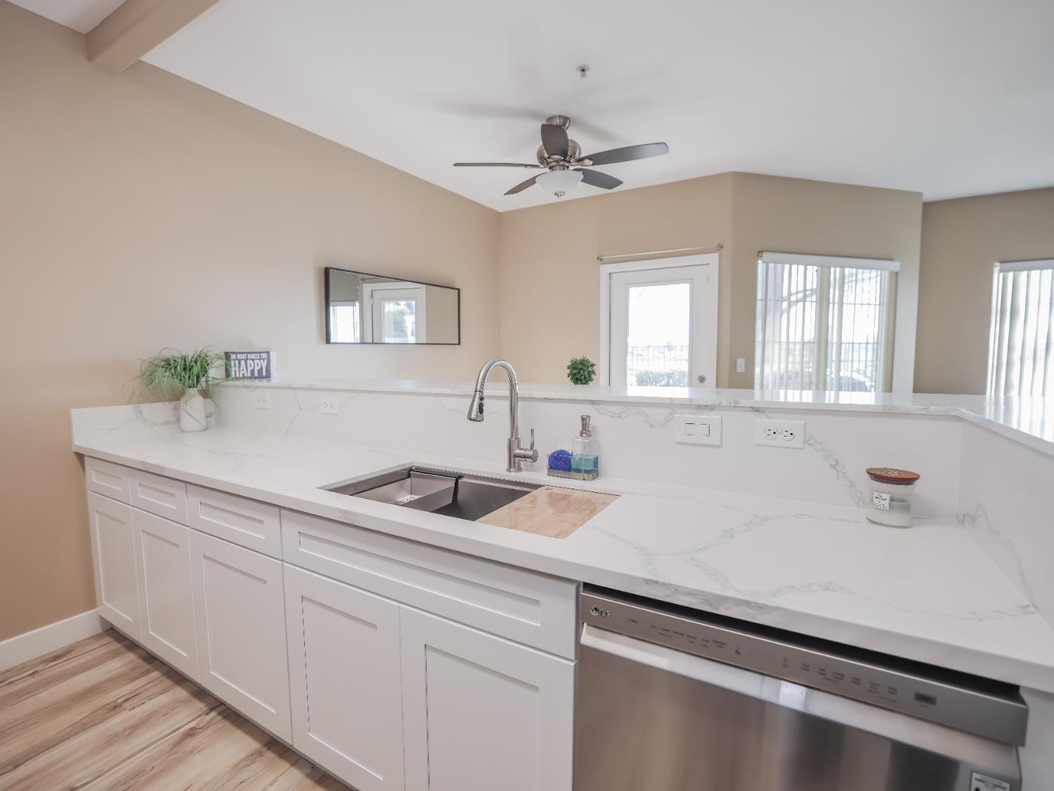 Detail Gallery Image 21 of 45 For 4200 E Commerce Way #113,  Sacramento,  CA 95834 - 1 Beds | 1 Baths