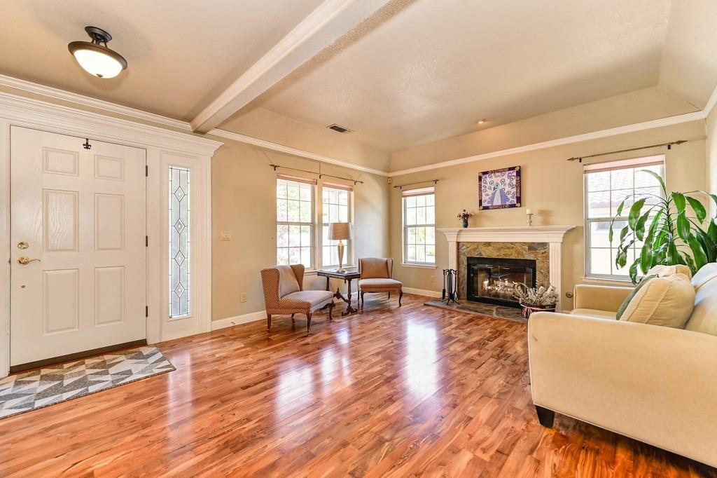 Detail Gallery Image 12 of 82 For 3951 Rawhide Rd, Rocklin,  CA 95677 - 4 Beds | 3/1 Baths