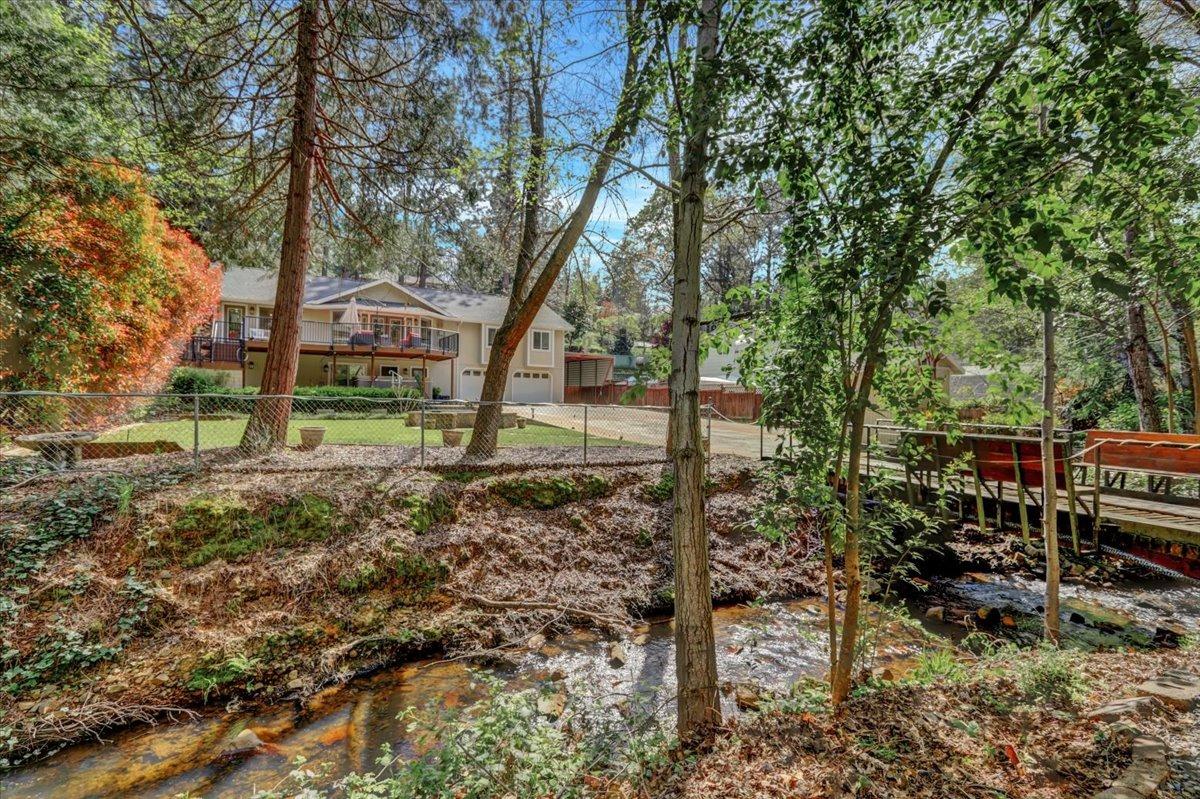 Photo of 10975 Laurrine Wy in Grass Valley, CA