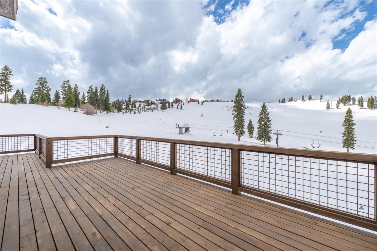 Detail Gallery Image 62 of 68 For 13701 Skislope Way, Truckee,  CA 96161 - 4 Beds | 4 Baths