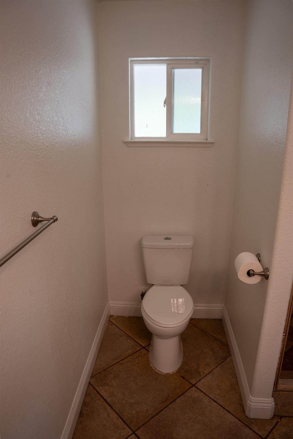 Detail Gallery Image 33 of 47 For 306 B St, Woodland,  CA 95776 - 3 Beds | 2 Baths