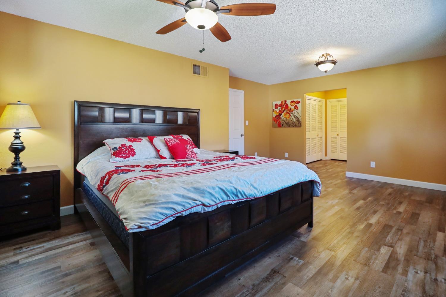 Detail Gallery Image 39 of 65 For 10260 E Louise Ave, Manteca,  CA 95336 - 5 Beds | 2/1 Baths