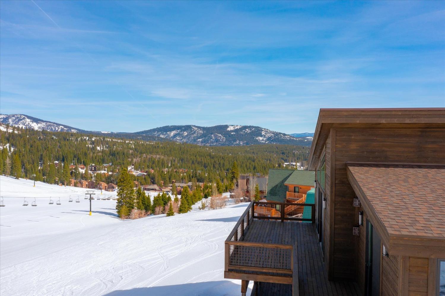 Detail Gallery Image 54 of 68 For 13701 Skislope Way, Truckee,  CA 96161 - 4 Beds | 4 Baths