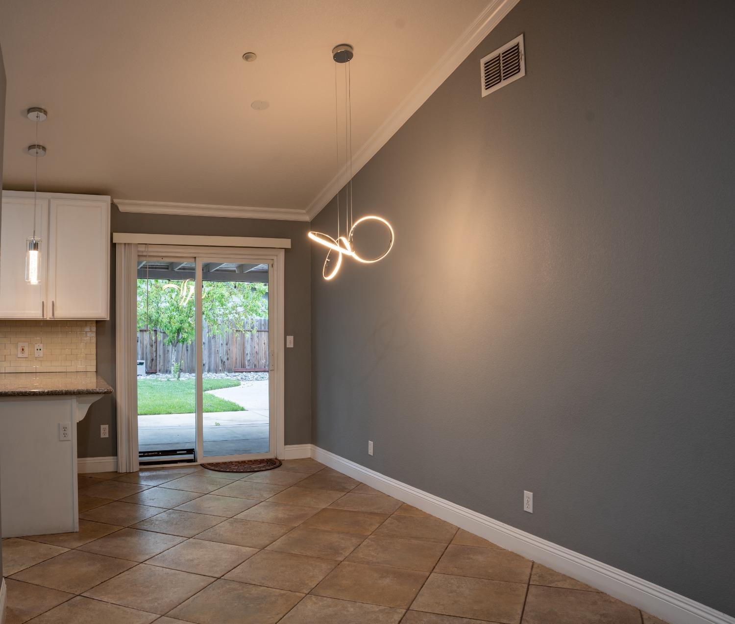 Detail Gallery Image 10 of 47 For 306 B St, Woodland,  CA 95776 - 3 Beds | 2 Baths